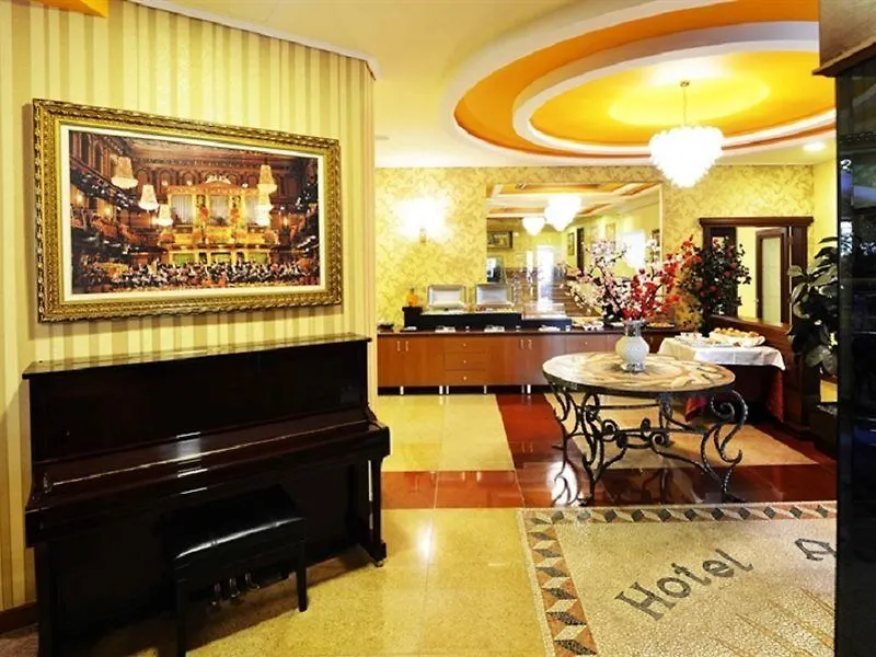 Hotel Austria Tirana
